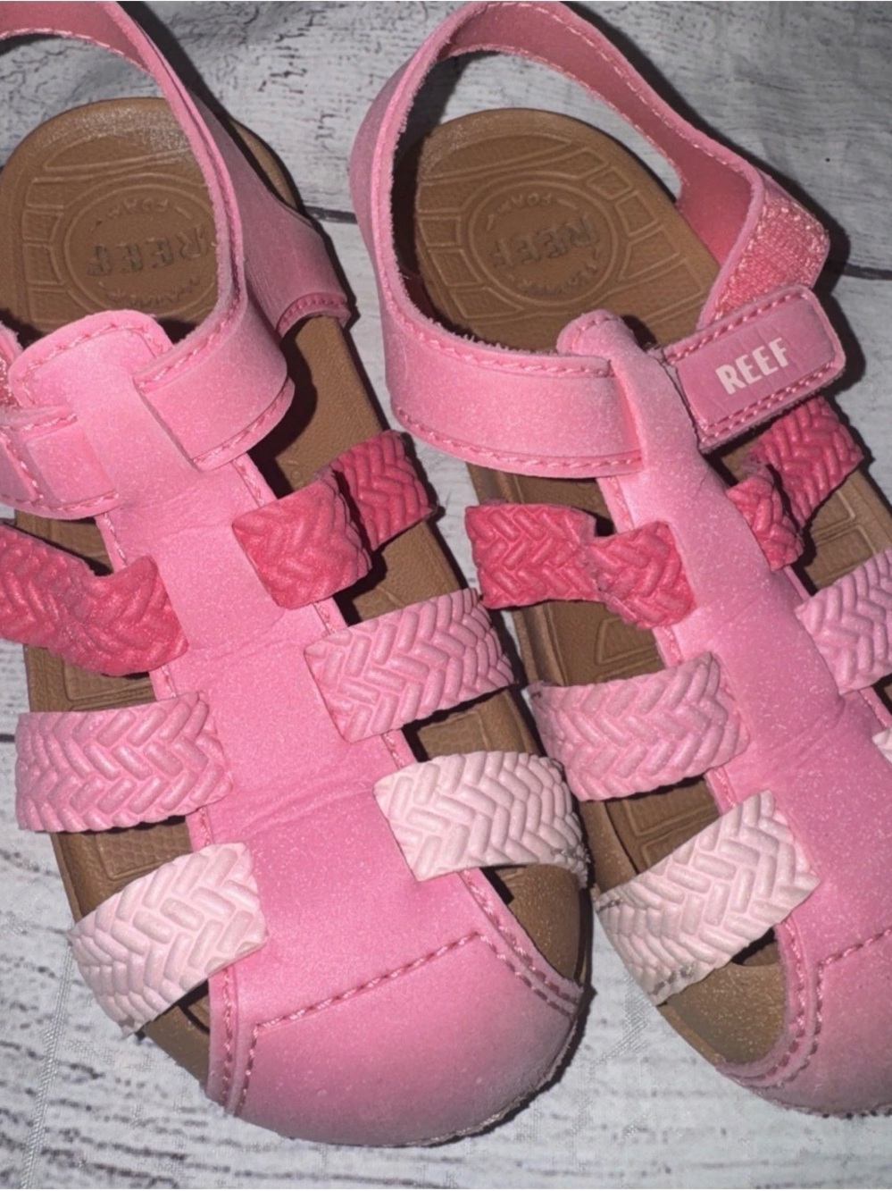 Reef Girls Pink Sandals 11 Summer